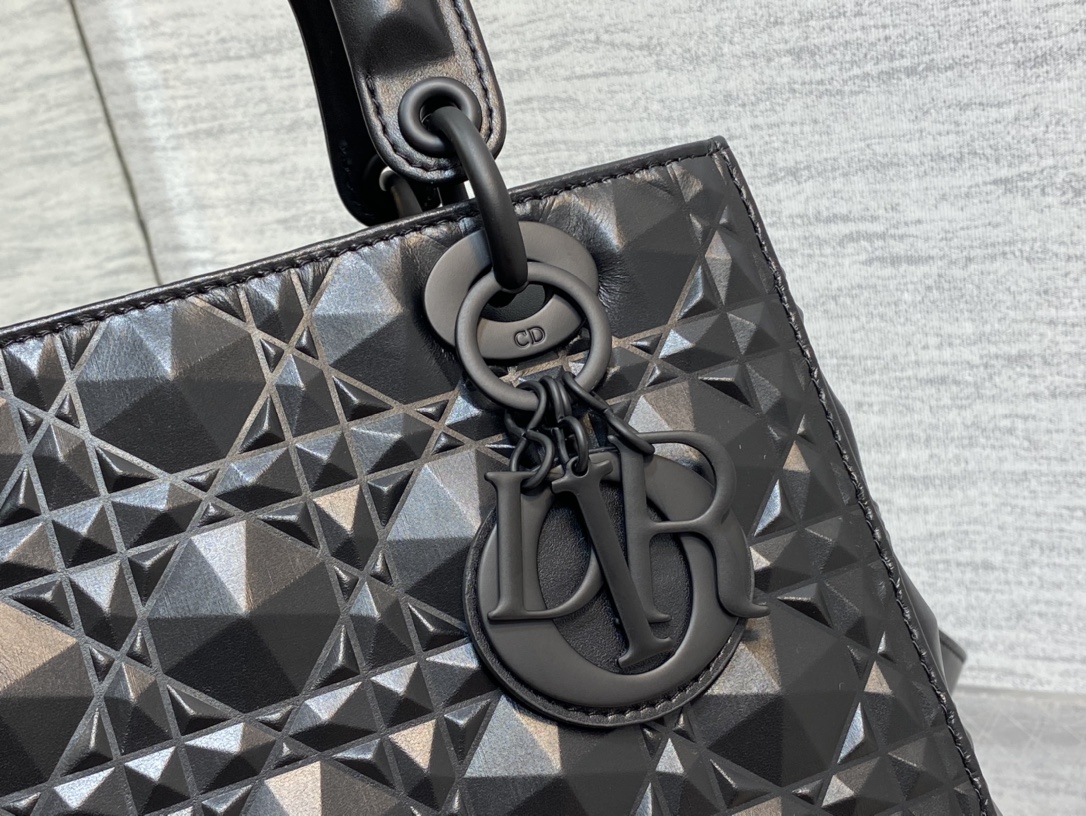 Medium Lady Dior Bag Black Cannage Calfskin with Diamond Motif